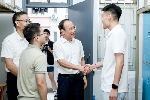 薪火相傳 廣工喜迎1.5萬新生，三代同校見證育人傳承